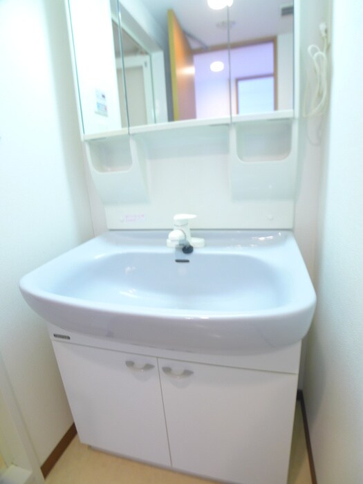 物件内観写真9　(洗面)