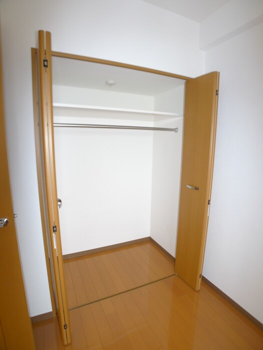 物件内観写真11　(収納)