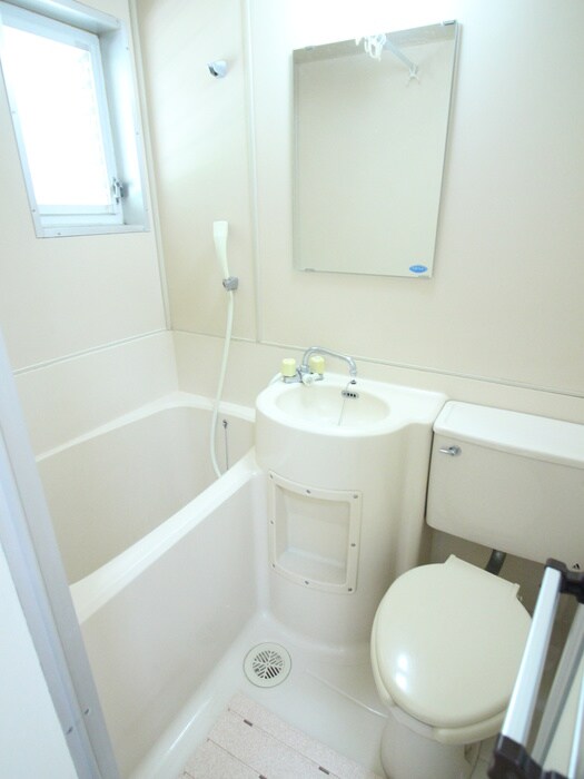 物件内観写真10　(バス／シャワールーム等)