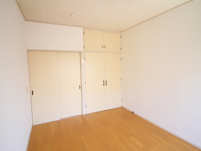 物件内観写真16　(居室)