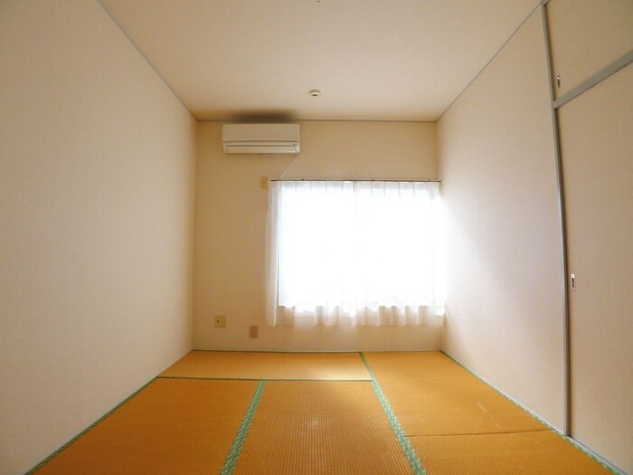 物件内観写真7　(居室)