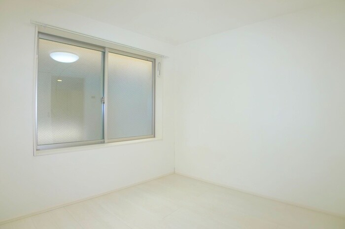 物件内観写真11　(居室)