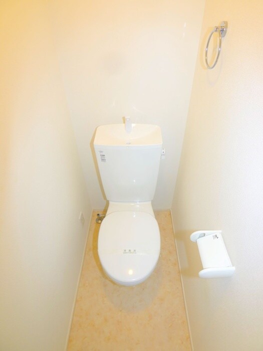 物件内観写真13　(トイレ)