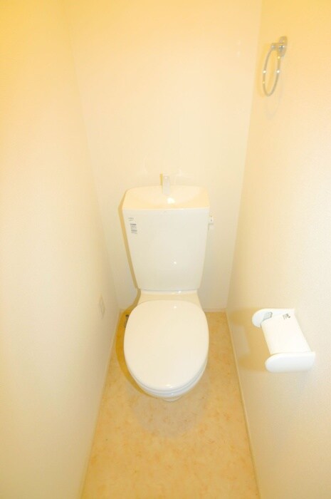 物件内観写真15　(トイレ)