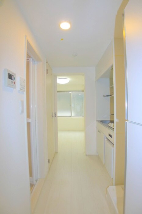 物件内観写真18　(廊下)