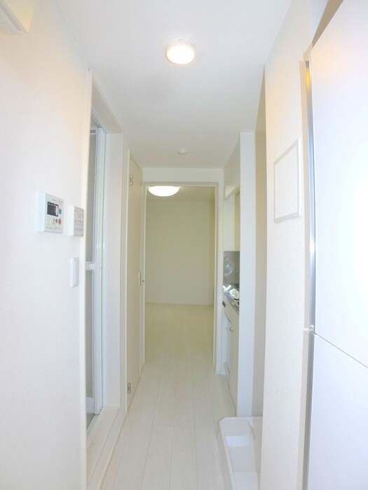 物件内観写真19　(廊下)