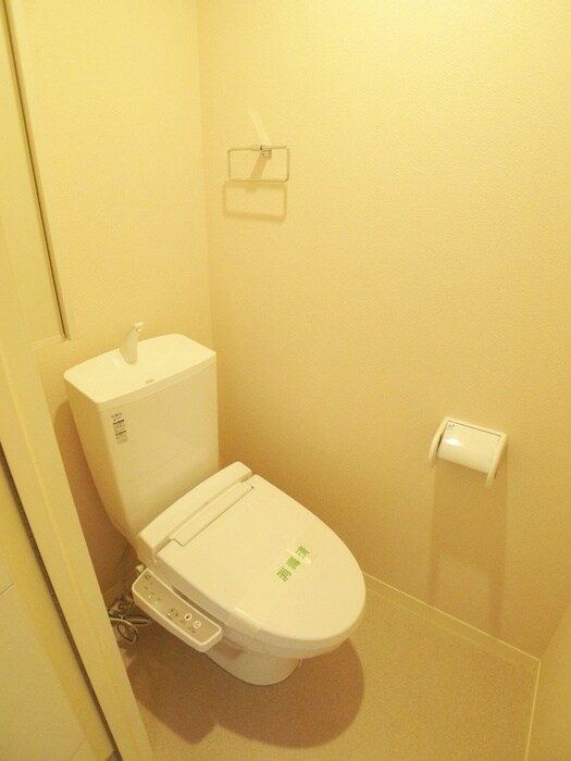 物件内観写真11　(トイレ)