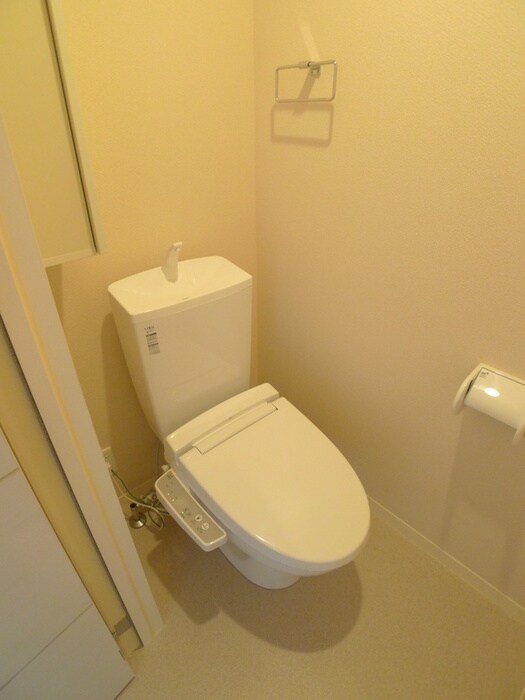 物件内観写真13　(トイレ)