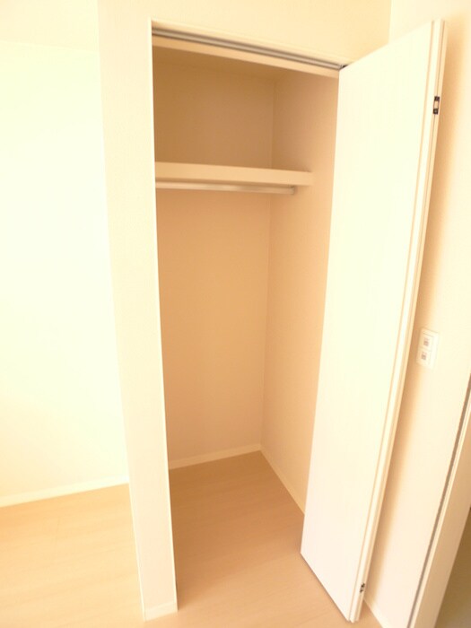 物件内観写真14　(収納)