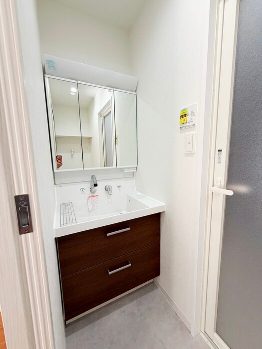 物件内観写真13　(洗面)