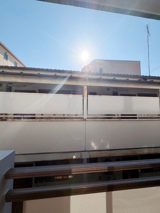 物件内観写真18　(室内からの展望)