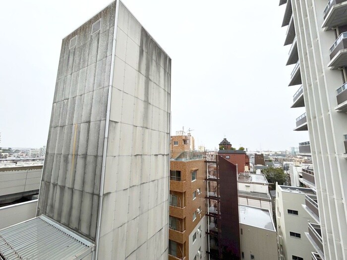 物件内観写真20　(室内からの展望)