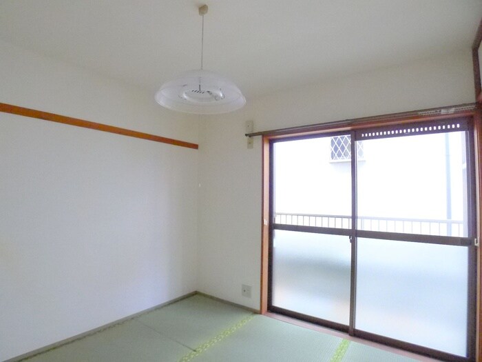 物件内観写真12　(居室)