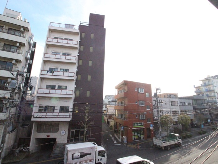 物件内観写真22　(室内からの展望)