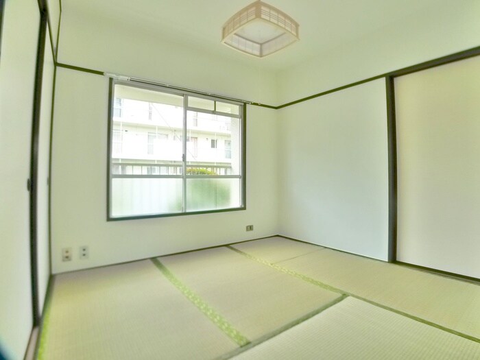 物件内観写真8　(居室)