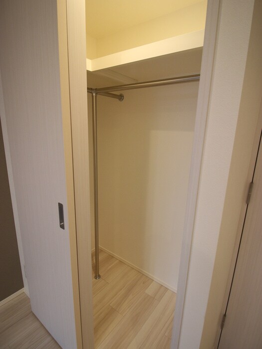 物件内観写真15　(収納)