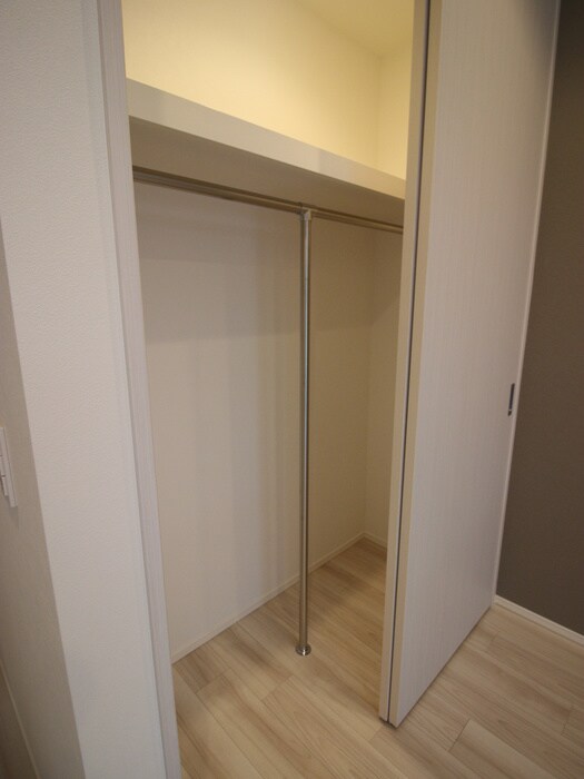 物件内観写真15　(収納)