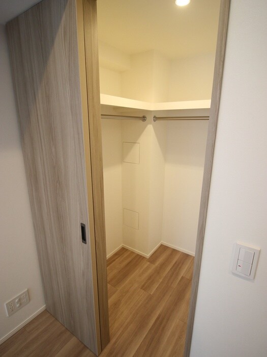 物件内観写真16　(収納)