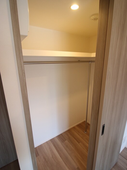 物件内観写真16　(収納)