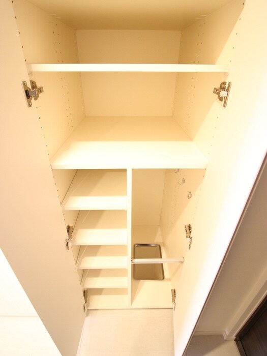 物件内観写真18　(靴箱)