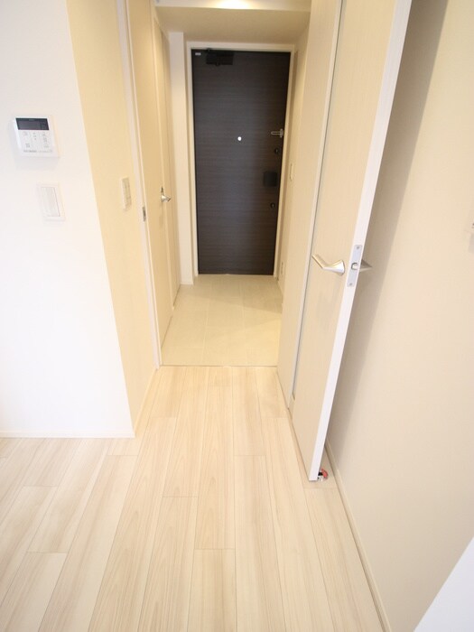 物件内観写真21　(廊下)