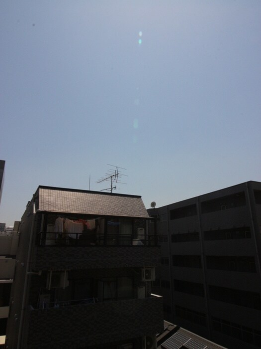 物件内観写真22　(室内からの展望)