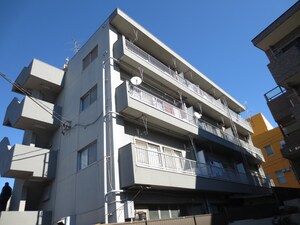 村岡ビル外観写真