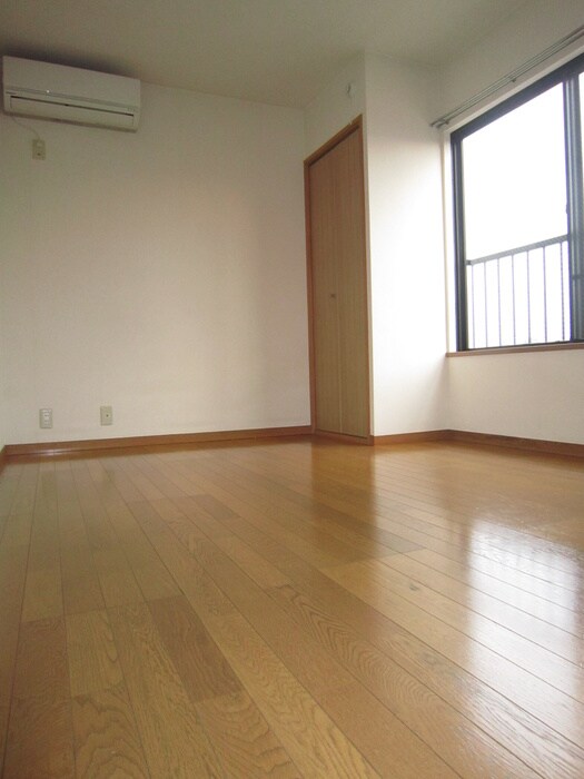 物件内観写真6　(居室)