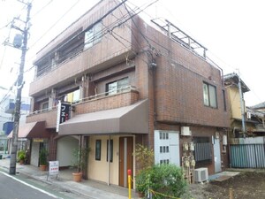 カエデビル外観写真