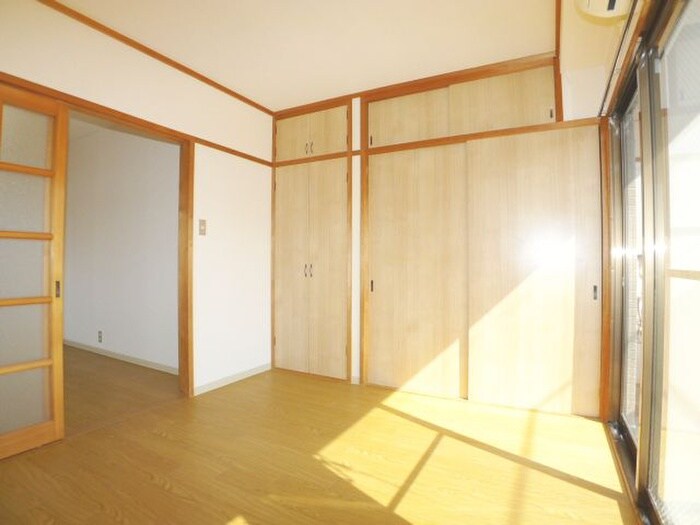 物件内観写真8　(居室)