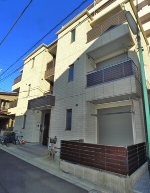 ベレオ町屋外観写真
