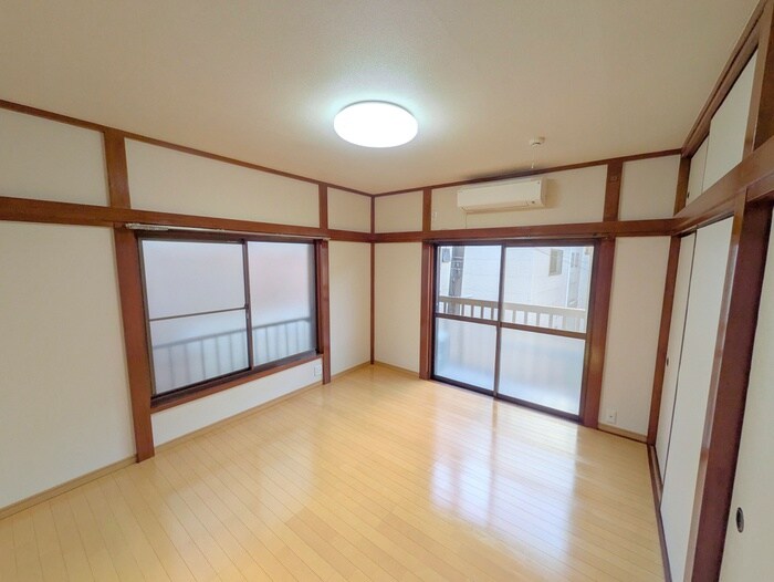 ハイツ羽美の居室