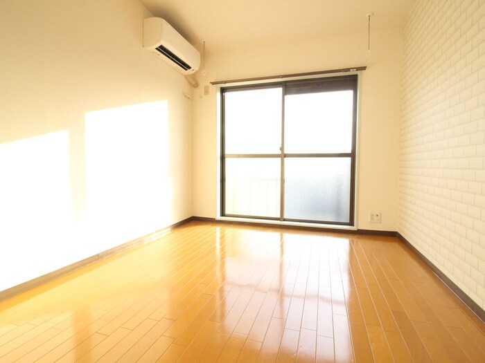 物件内観写真5　(居室)