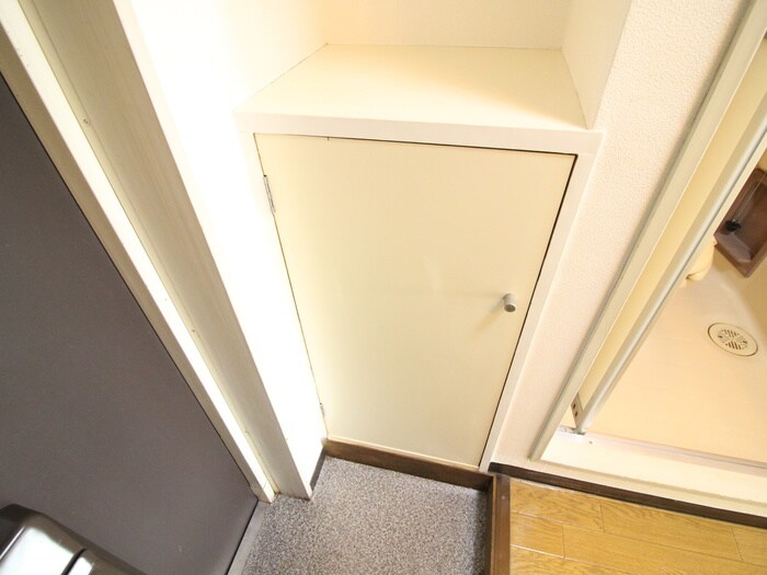 物件内観写真15　(靴箱)