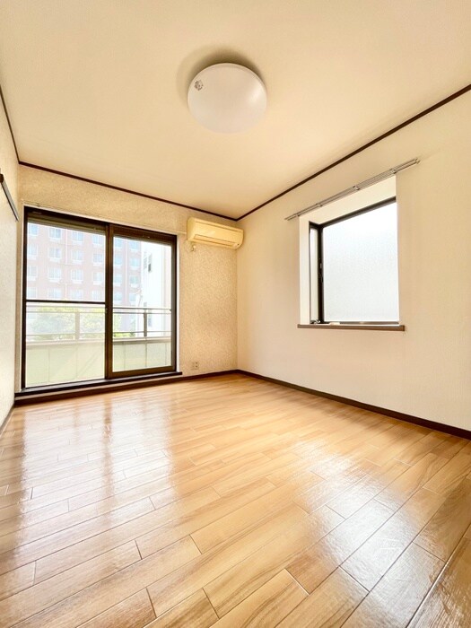 メゾン栗木台の居室