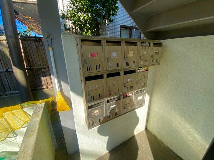 物件外観写真4　(建物設備)