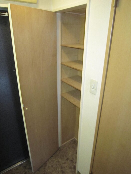 物件内観写真15　(靴箱)