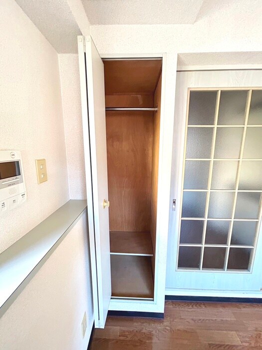 物件内観写真10　(収納)