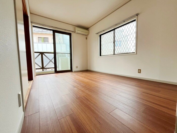 物件内観写真10　(居室)