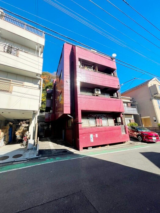 カトレアマンションの物件外観写真