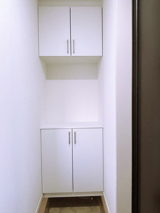 青井四丁目戸建の靴箱