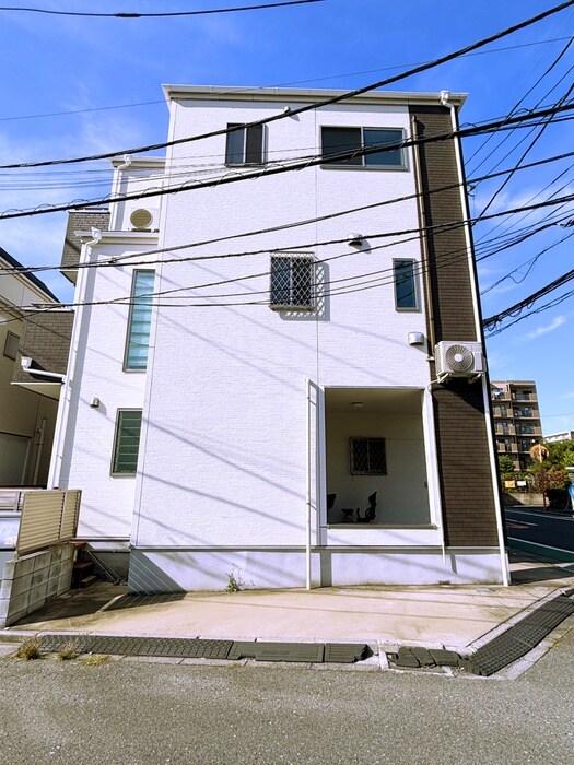 青井四丁目戸建の外観写真