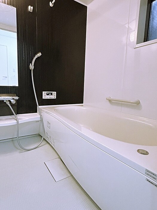 青井四丁目戸建のバス