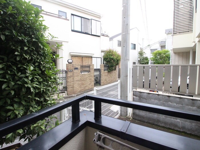 物件内観写真11　(室内からの展望)