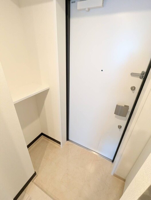 物件内観写真19　(玄関)