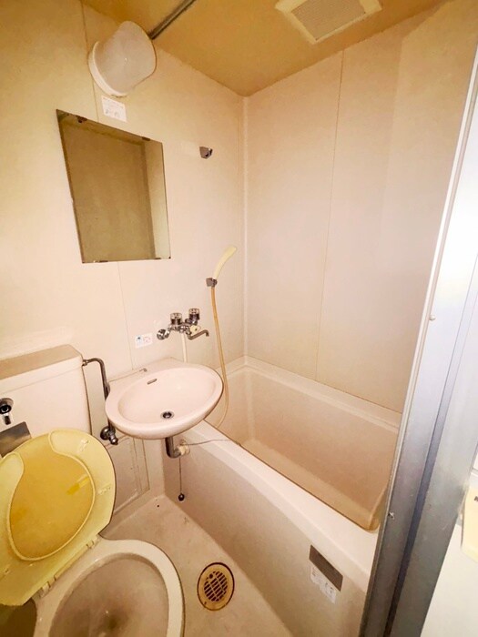 物件内観写真13　(バス／シャワールーム等)