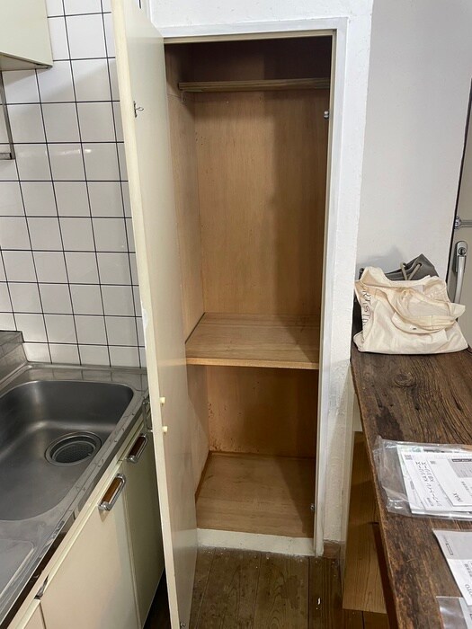 物件内観写真18　(収納)