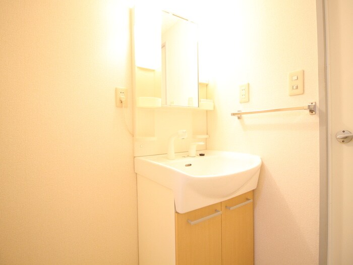 物件内観写真13　(洗面)