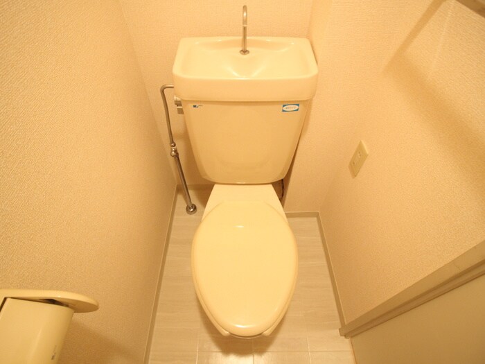 物件内観写真15　(トイレ)