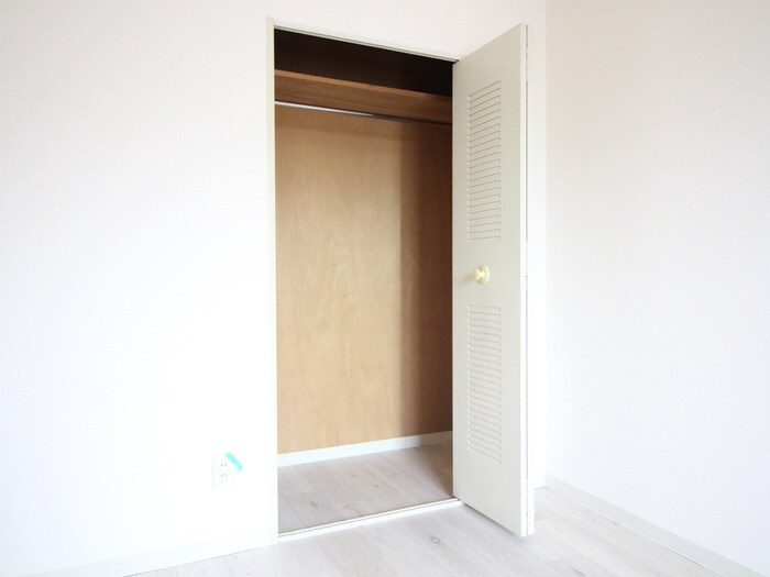物件内観写真22　(収納)